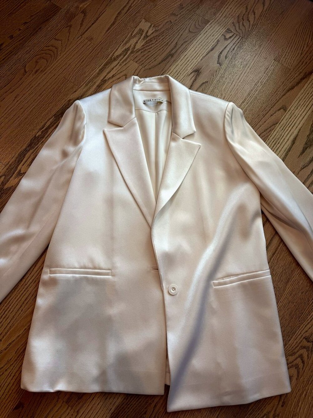 alice + olivia Ivory Satin Single Button Blazer Size 10